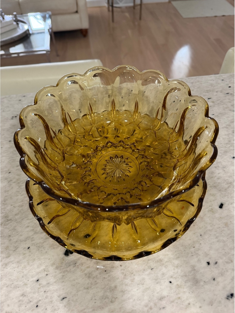 Vintage Anchor Hocking Fairfield Glass Scalloped Edge Serving Bowls Set of 2